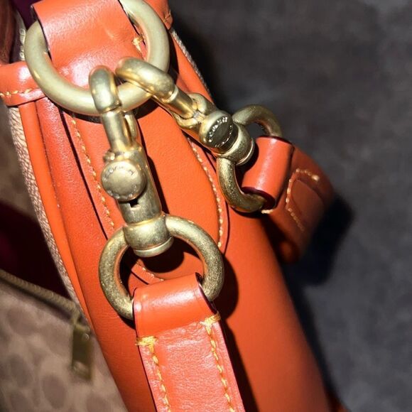 Coach Leather Vintage Leather Purse gold brown - Picture 11 of 16